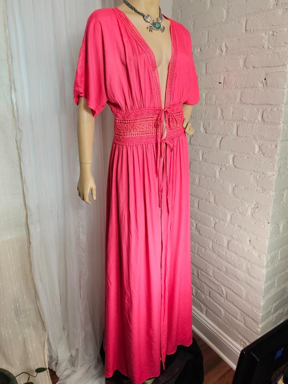 Petal Roz Snooki Shop NWT Pink Maxi Wrap Dress Cover Up Crochet Waist L - Picture 4 of 14